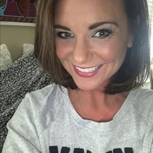 Meet your Posher, Carrie